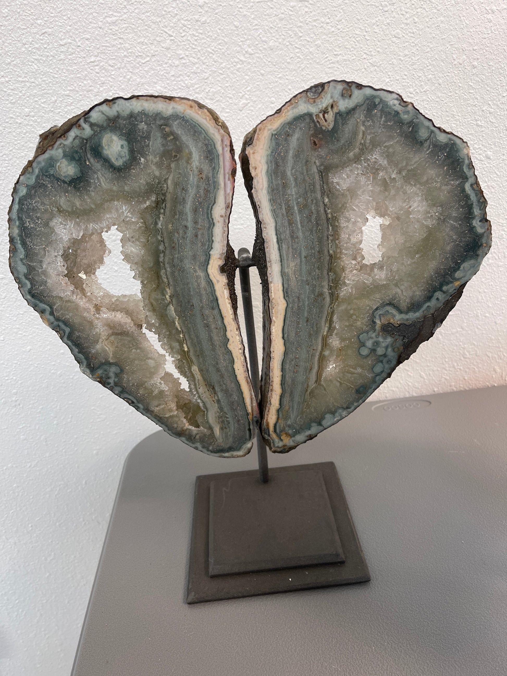 Agate and Quartz Wings 16 inch.