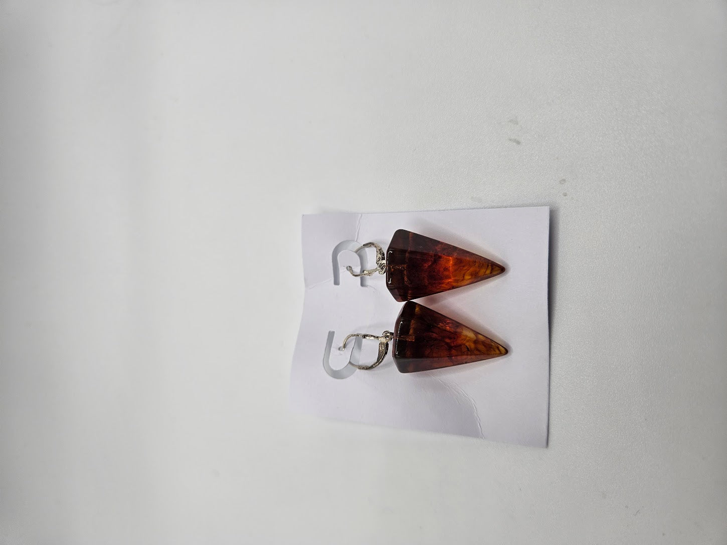 Brown Amber Point Earrings.