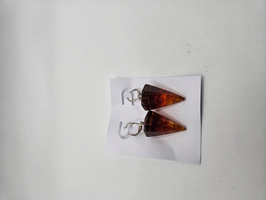 Brown Amber Point Earrings.
