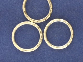SS hammered ring no holes 25 mm