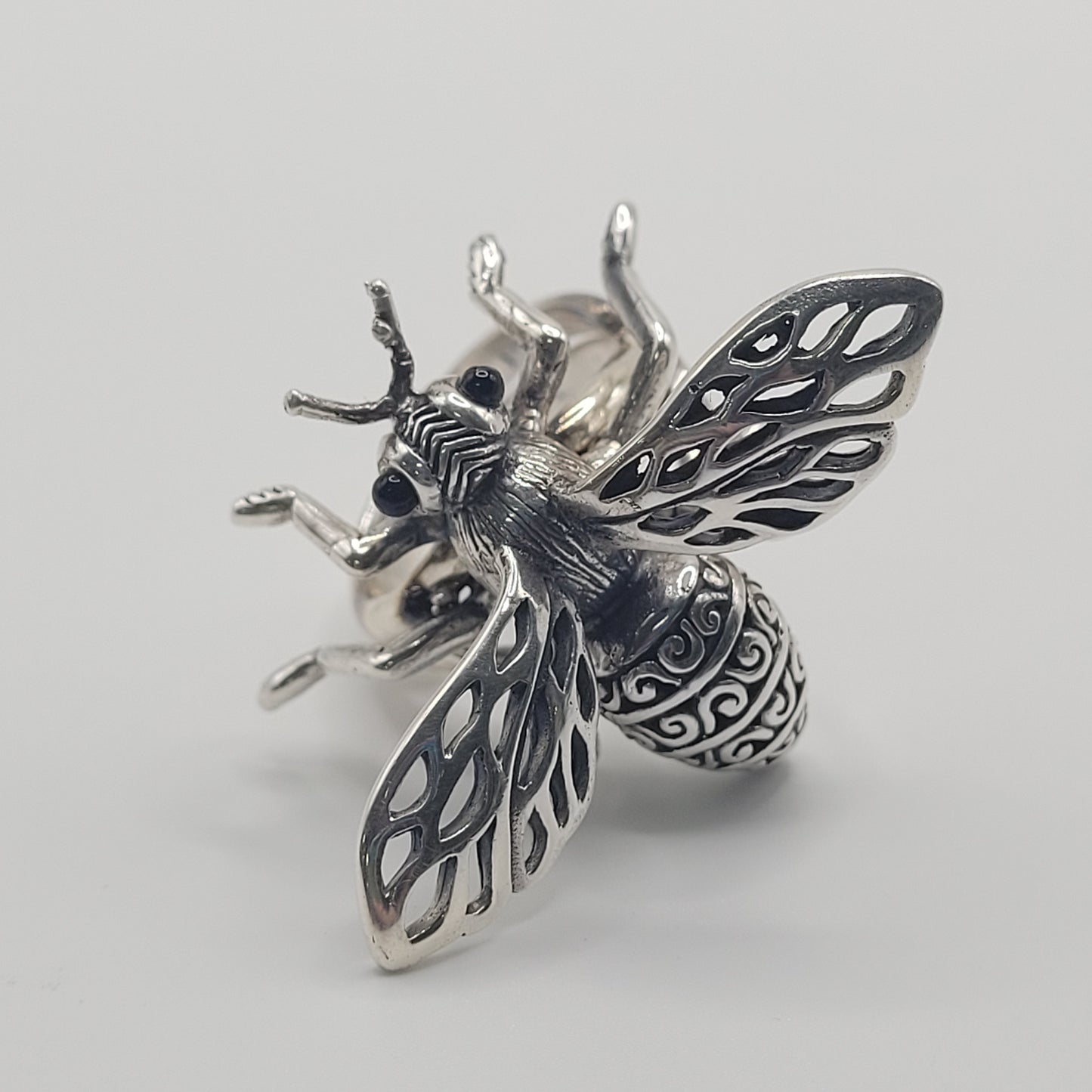 Sterling Silver Bee Pendant.