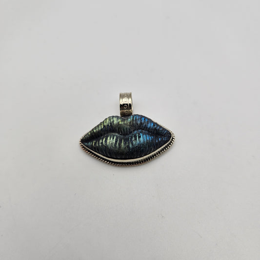 Sterling Silver Carved Labradorite Lips Pendant 2 inch.