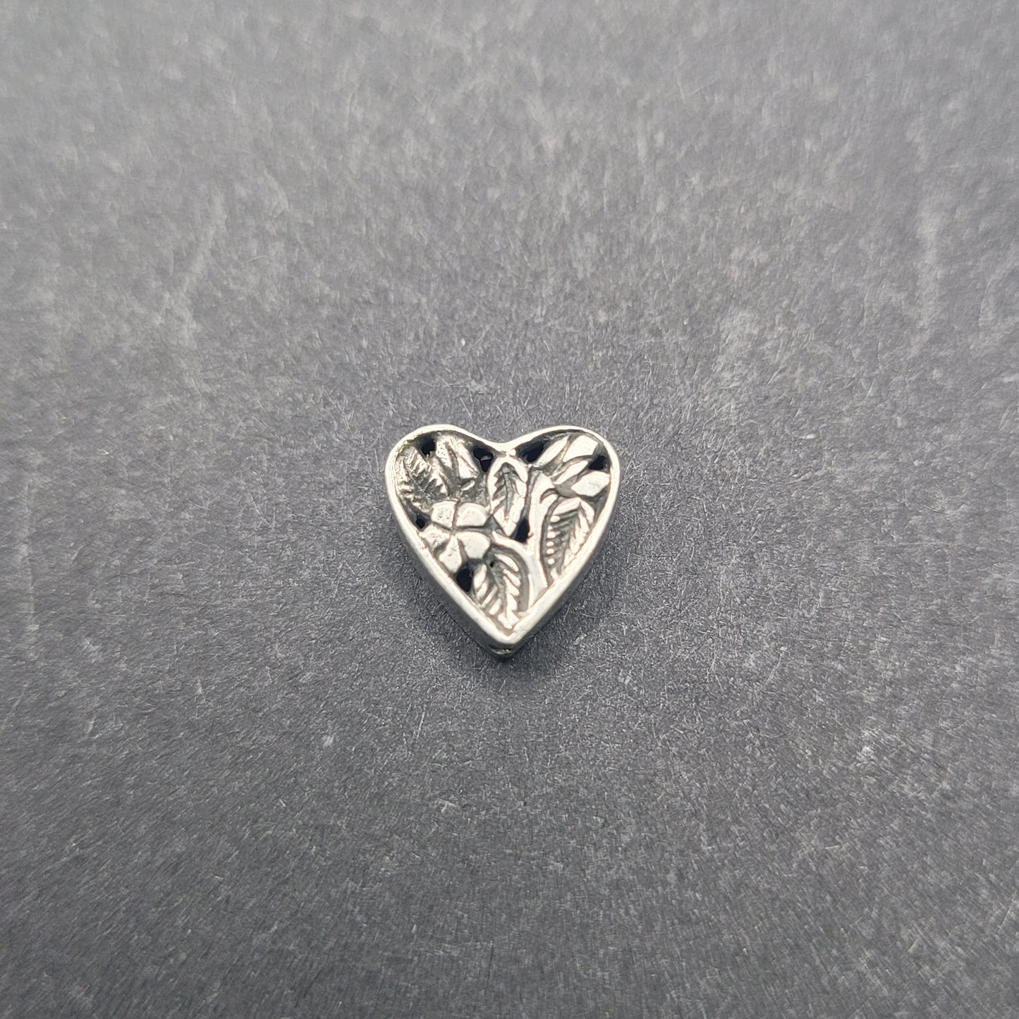 Sterling Silver Floral Design Heart Bead.