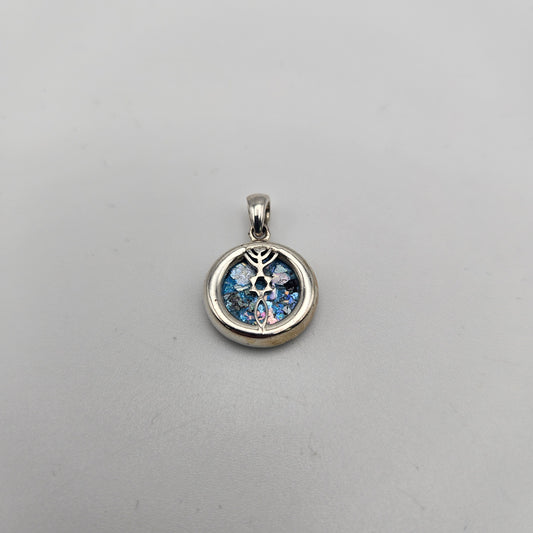 Sterling Silver Roman Glass Round Star Bezel Pendant.