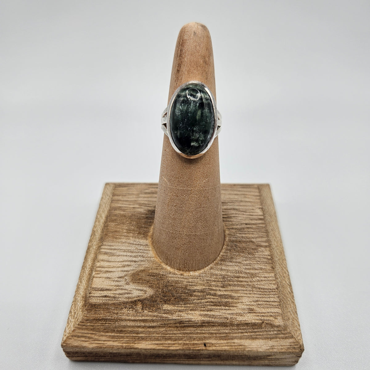 Sterling Silver Seraphinite Bezel Ring Size 5.