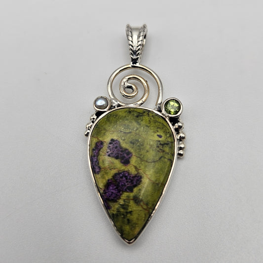 Sterling Silver Serpentine Cabochon Pendant 2 inch 75.99.