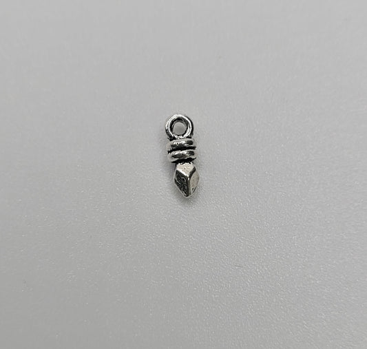 Sterling Silver Spike Charm 1.5mm.