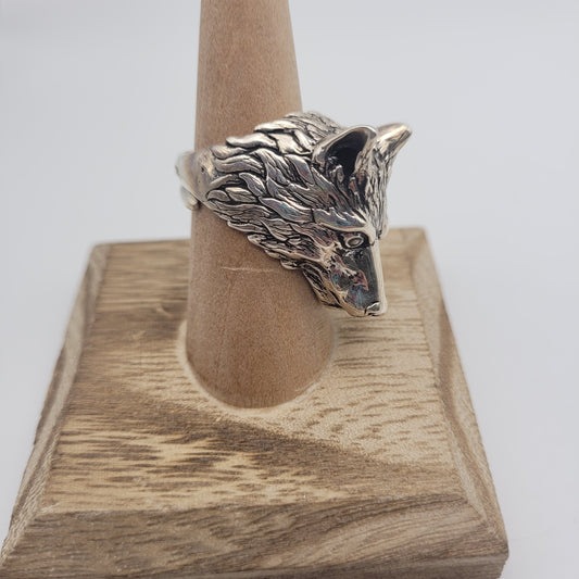Sterling Silver Wolf Ring.