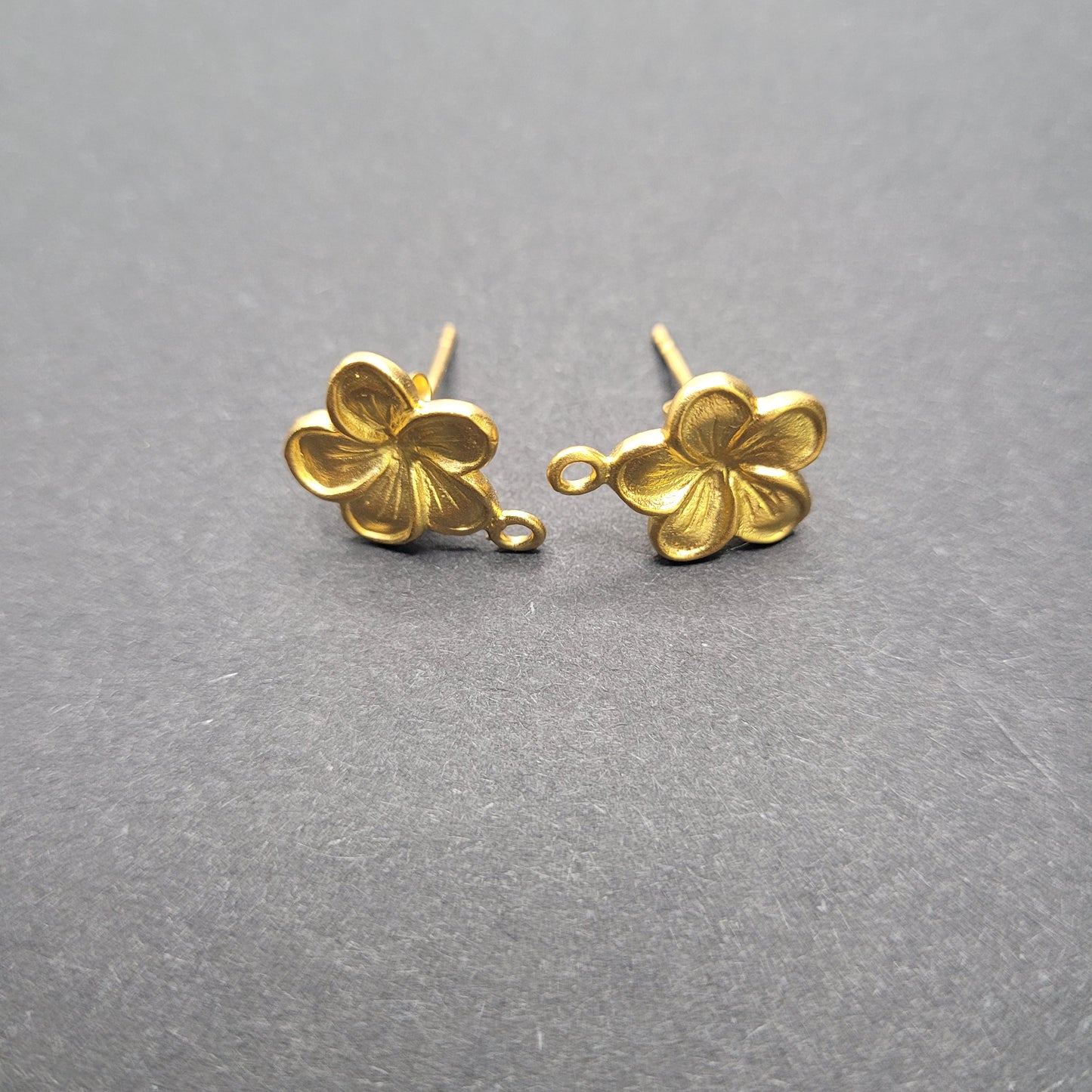 Vermeil Large Flower Post Earring Pair.