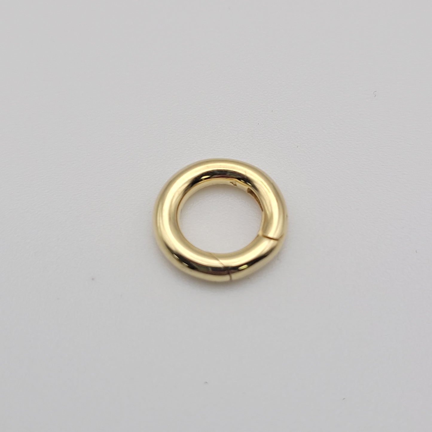 Vermeil Ring Clasp.