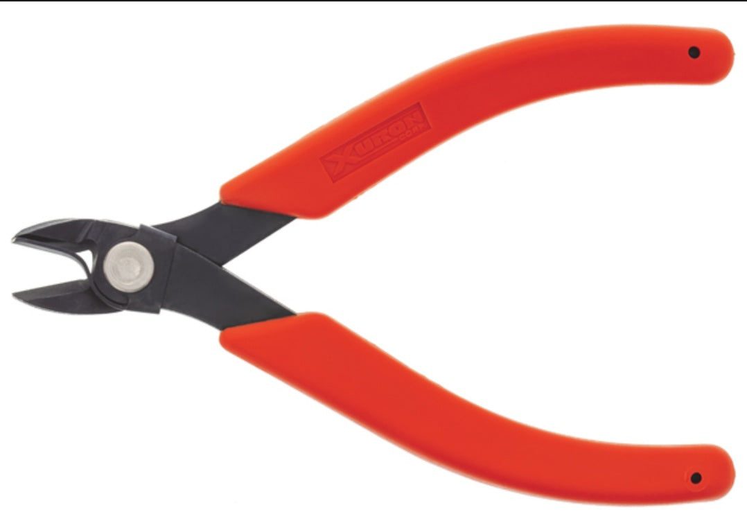 XURON 2175F MAXI SHEAR WITH RETAINER.