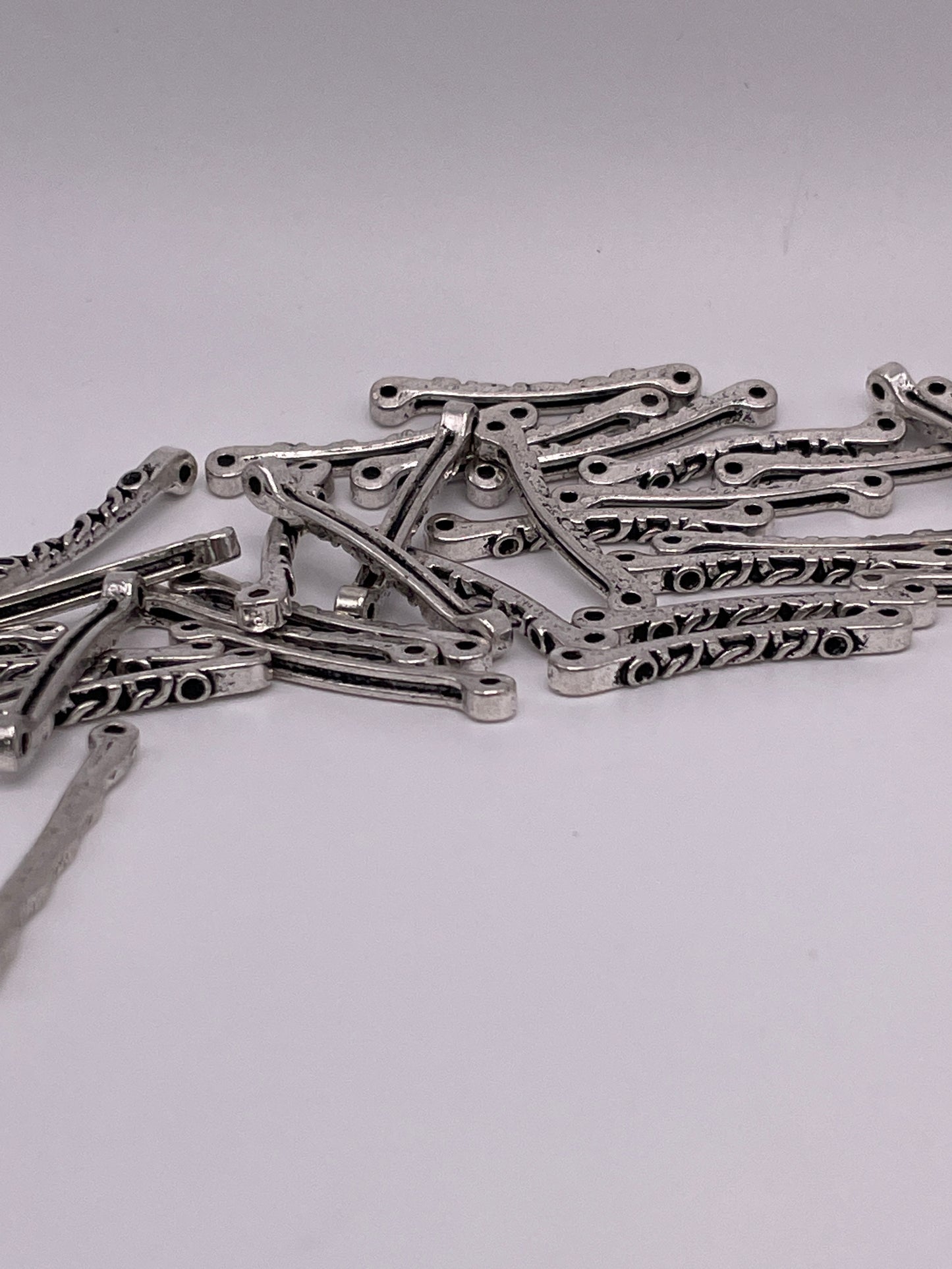 Pewter Connector .95