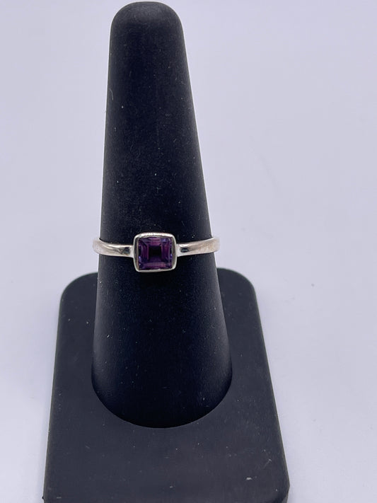 Amethyst Square Sterling Silver Ring Size 8