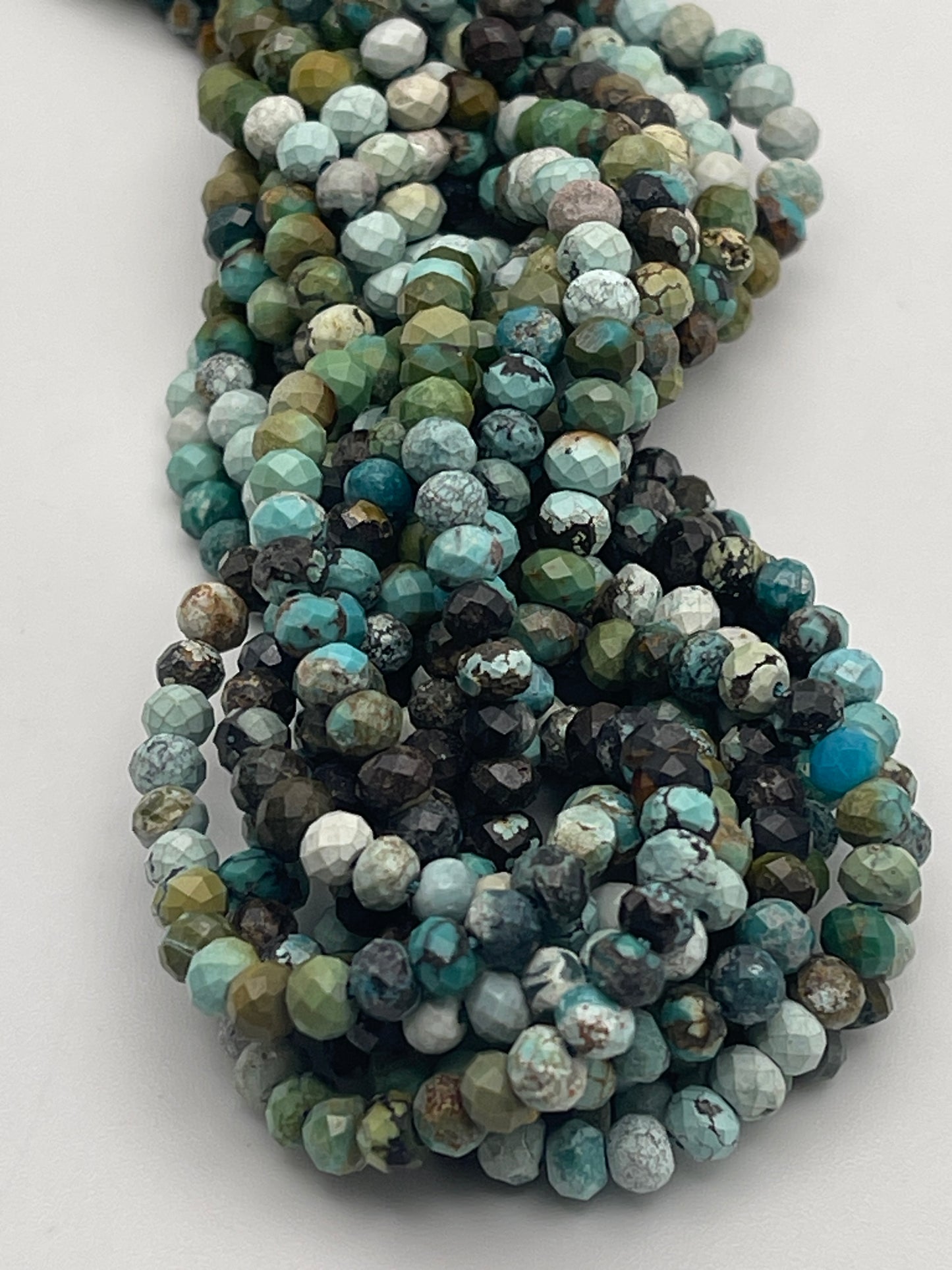 4mm Turquoise Faceted Natural IT