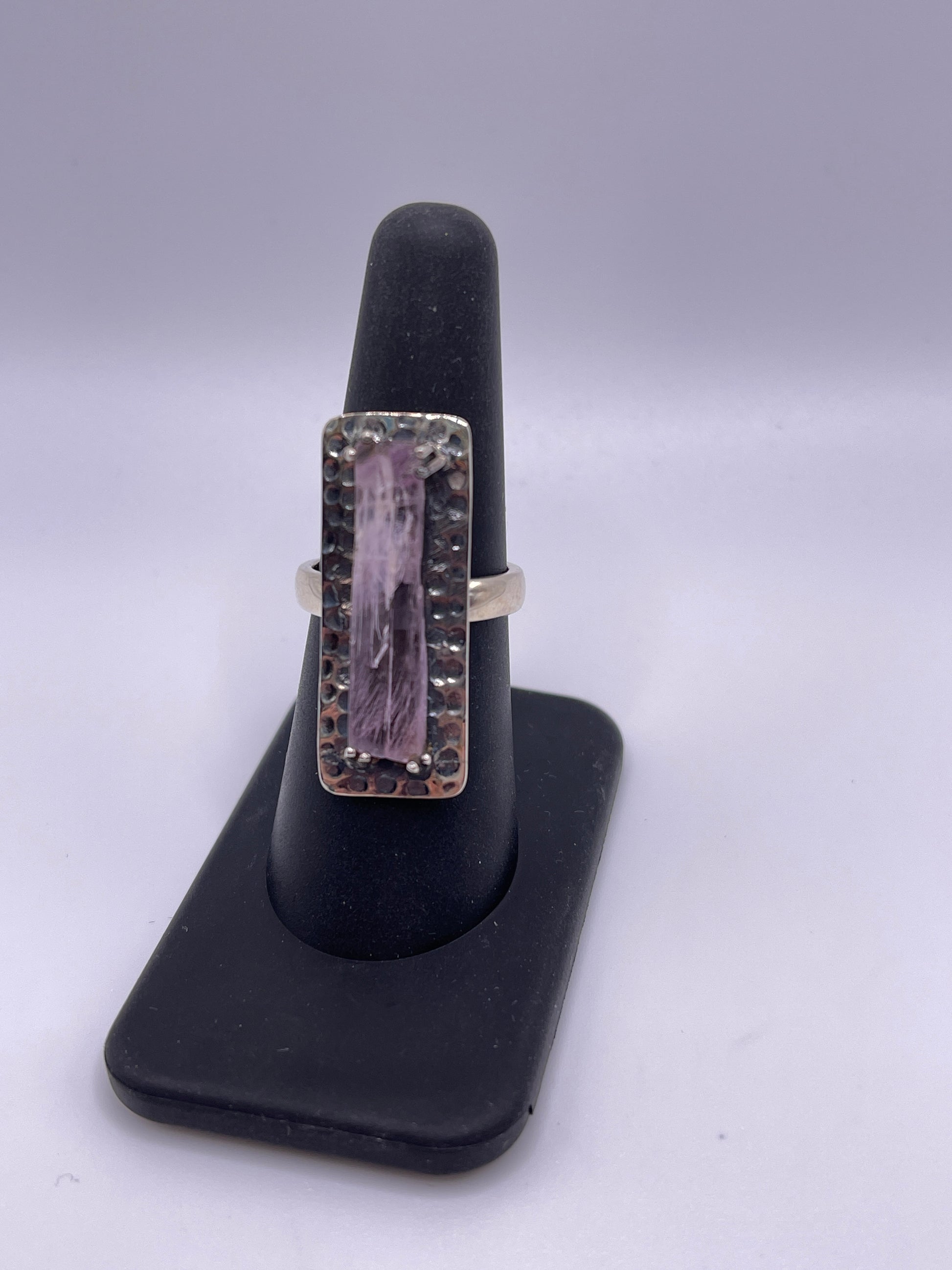 Kunzite Rough Hammered Statement Sterling Silver Ring Size 7