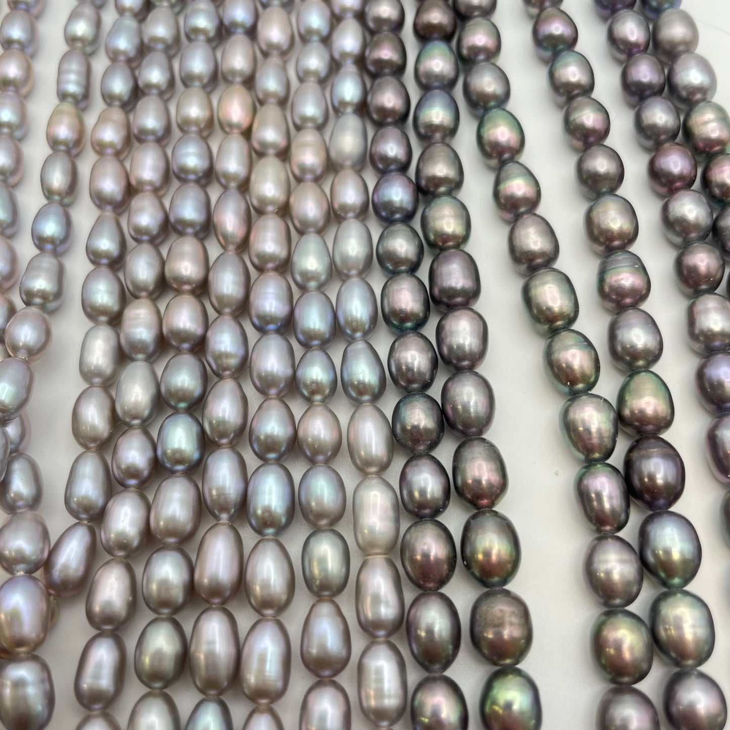 6mm Peacock Rice Pearl smooth Strand
