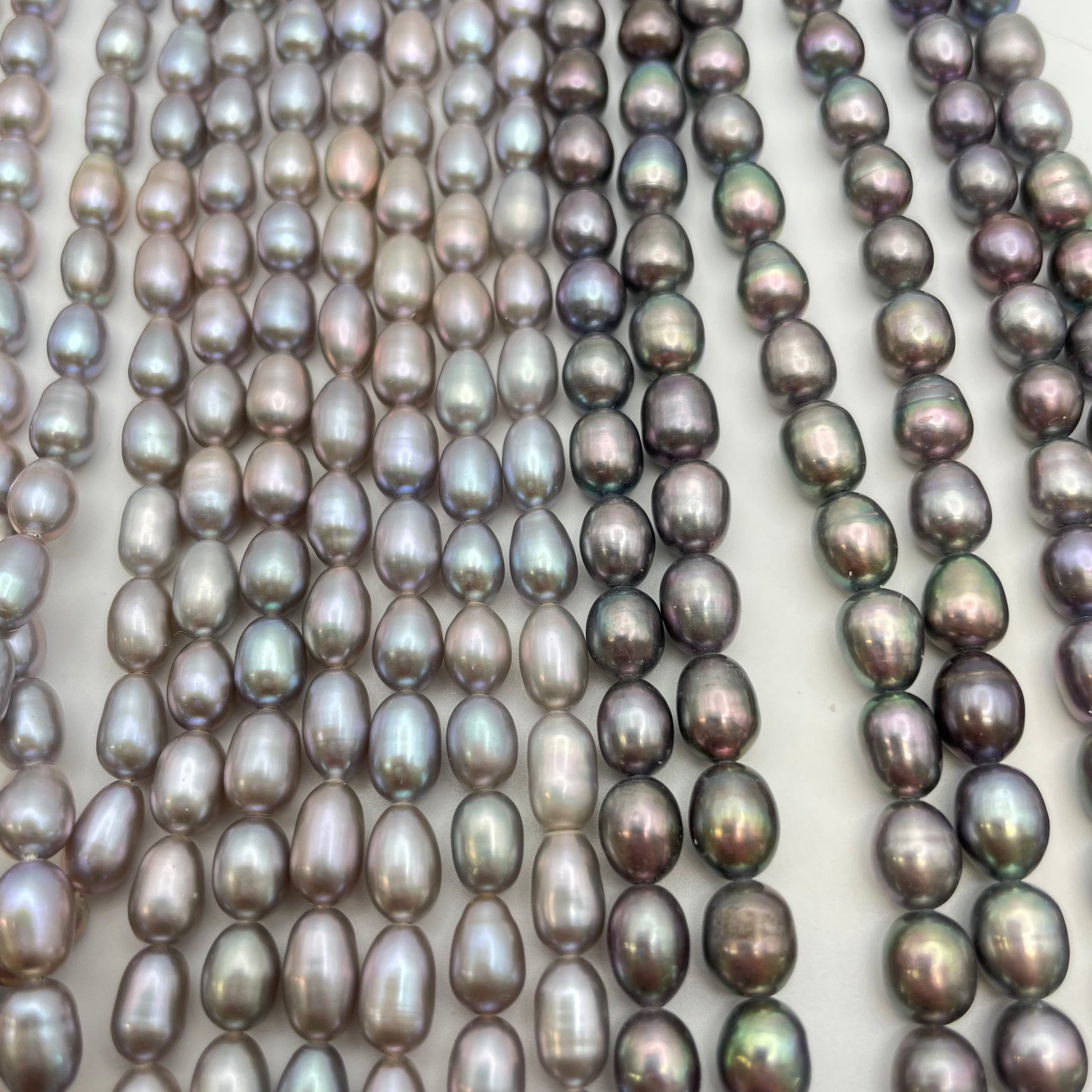 6mm Peacock Rice Pearl smooth Strand