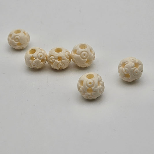 10mm Decorative Carved Bone Bead White Single.
