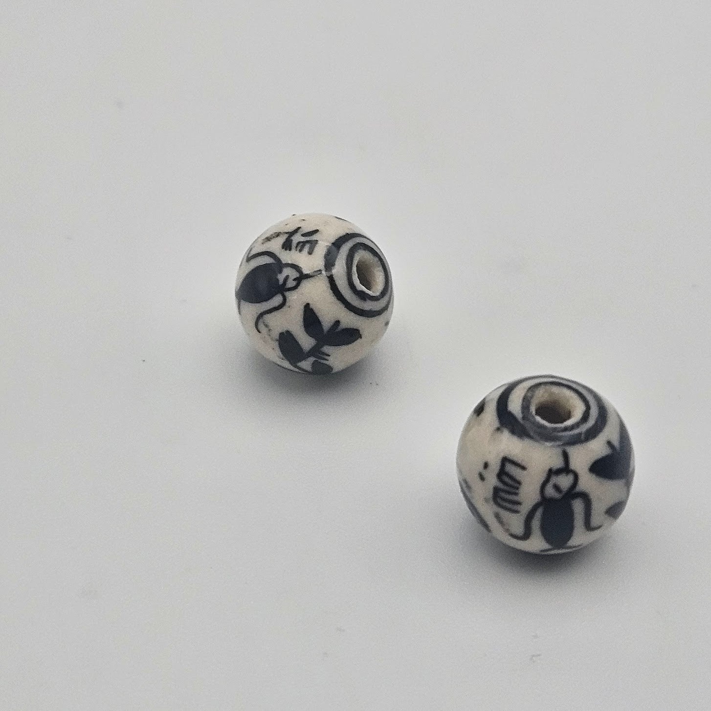 12mm porcelain Painted Bead Single.