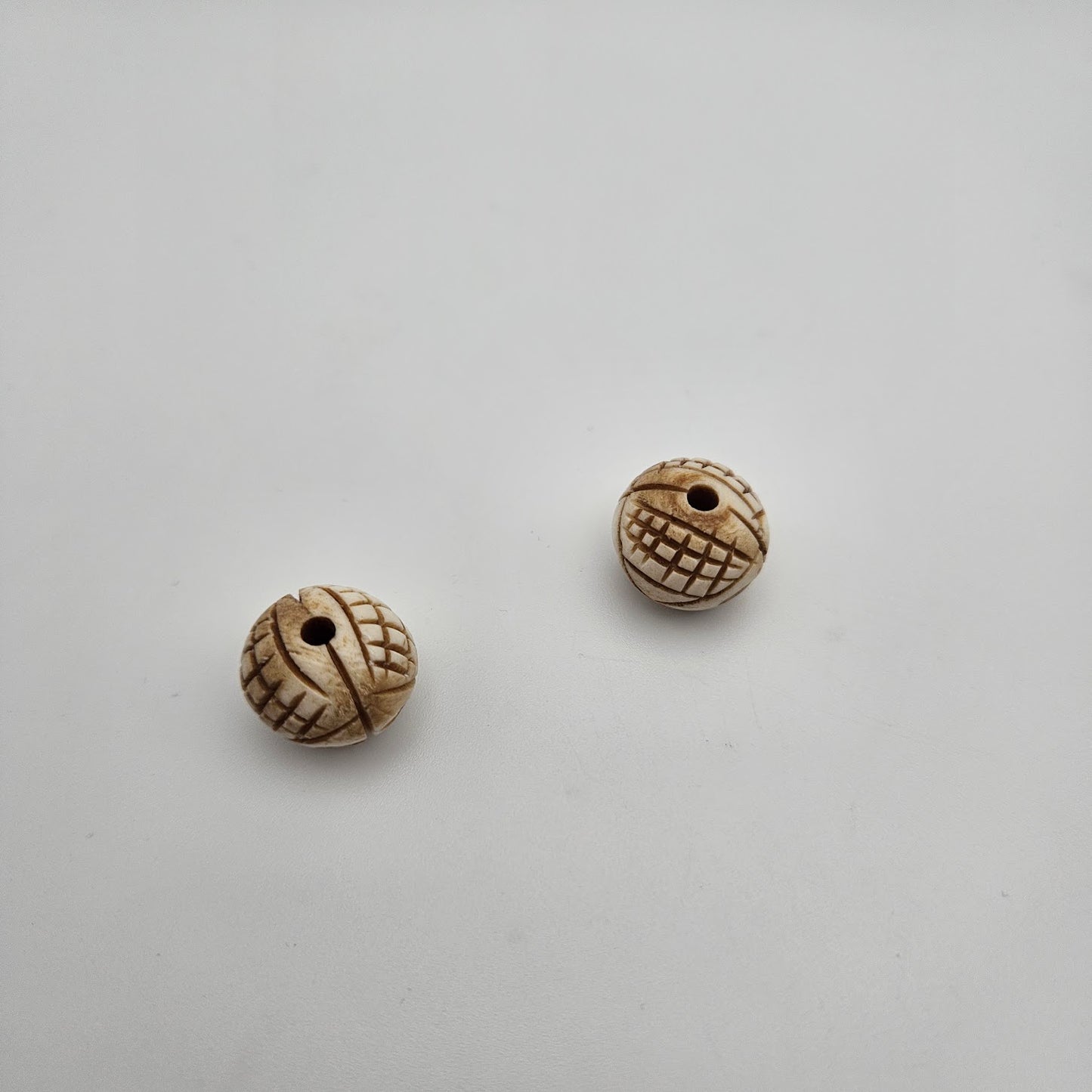 14mm Decorative Carved Bone Bead Single.