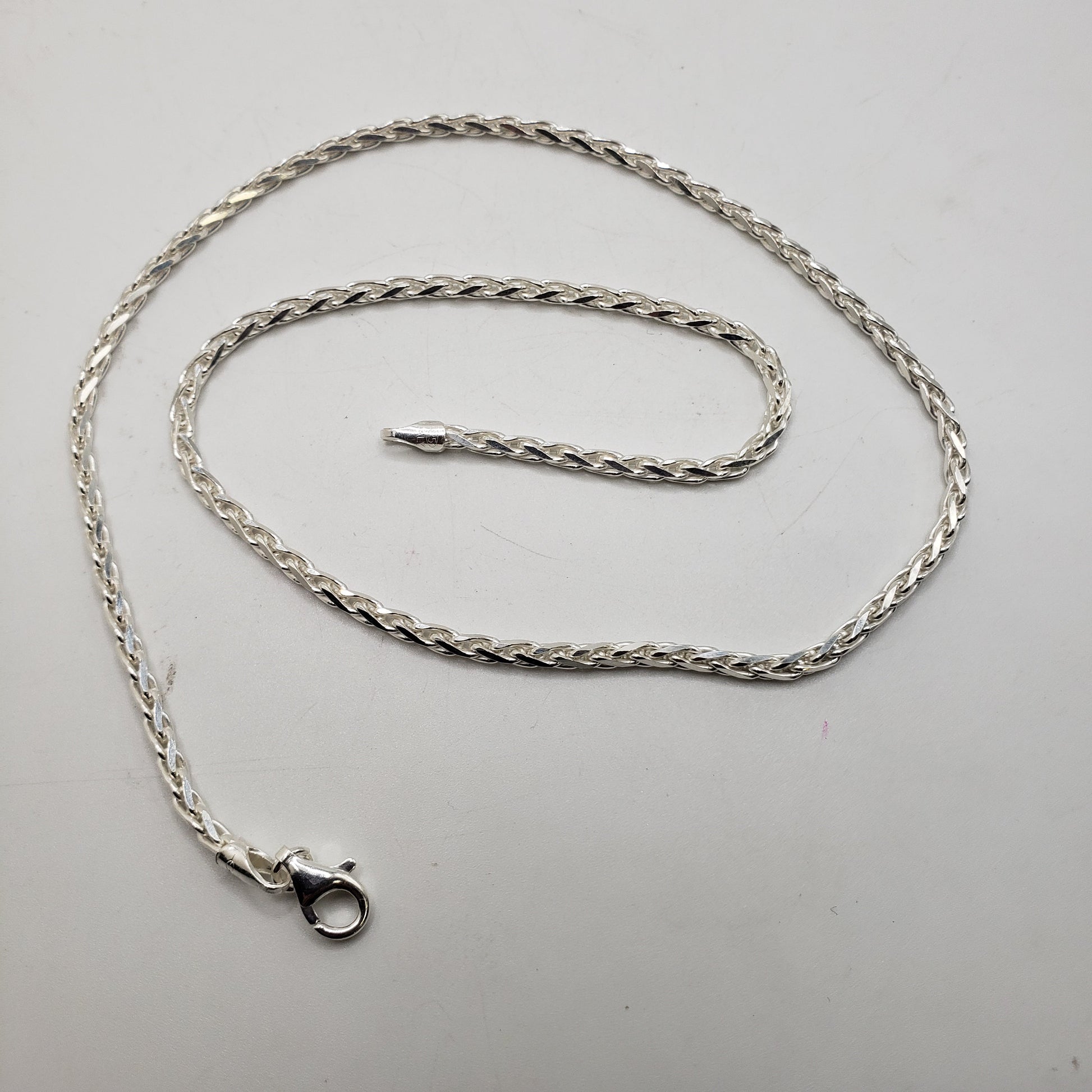 16 Inch Long Sterling Silver Medium Spiga Chain.