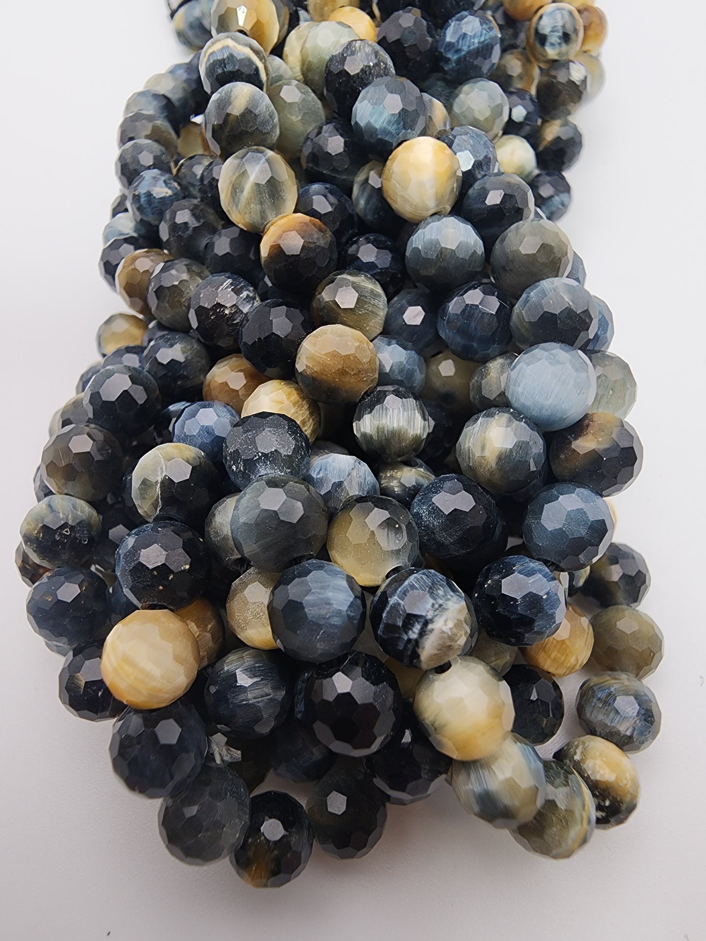 6mm Cat's Eye Faceted