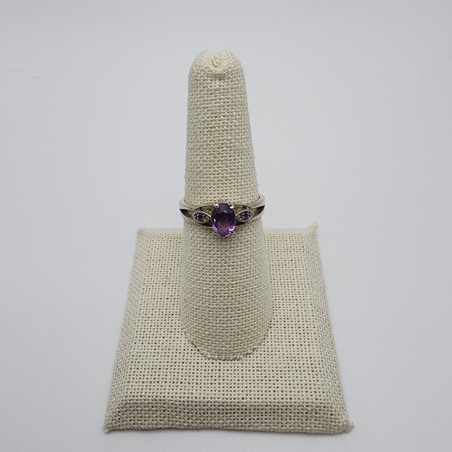 SS Elegant Amethyst Ring