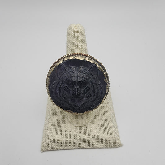 SS Amethyst Carved Tiger Ring