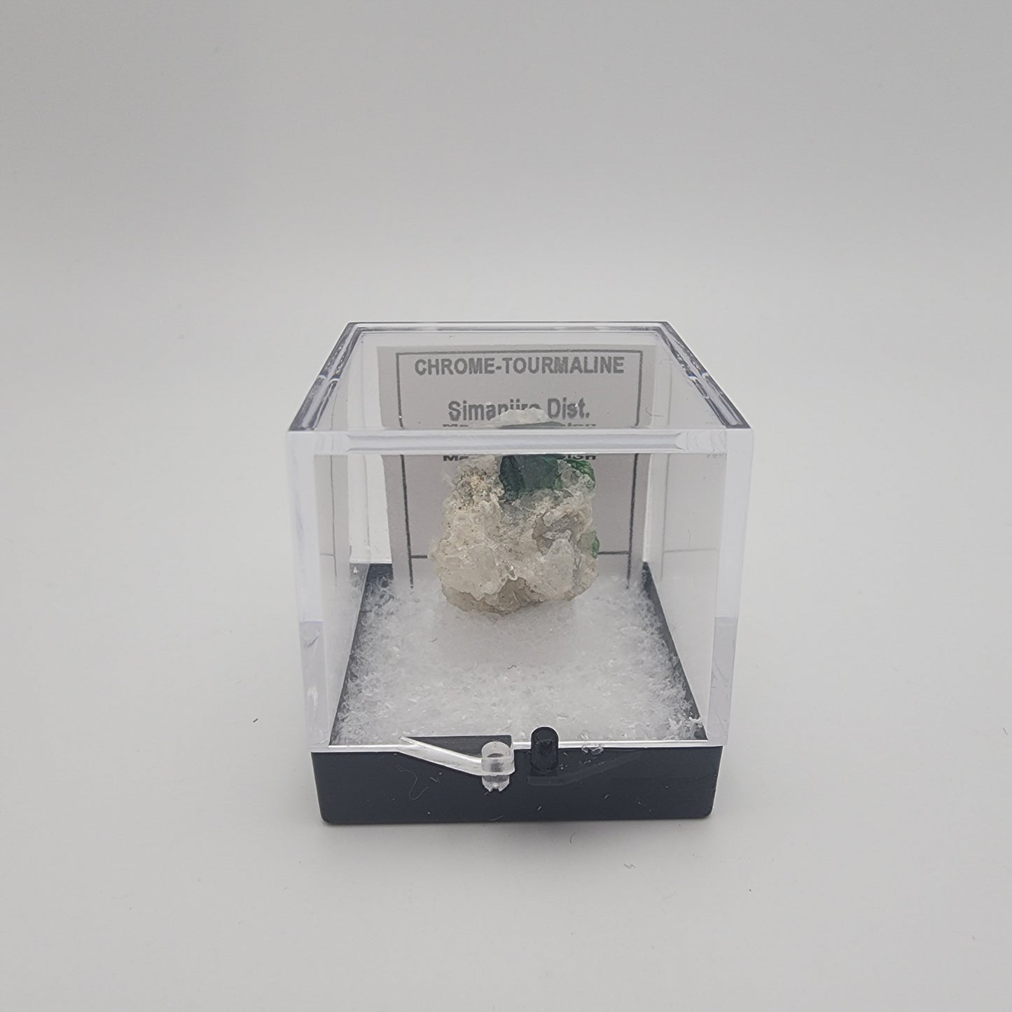 Chrome-Tourmaline Specimen