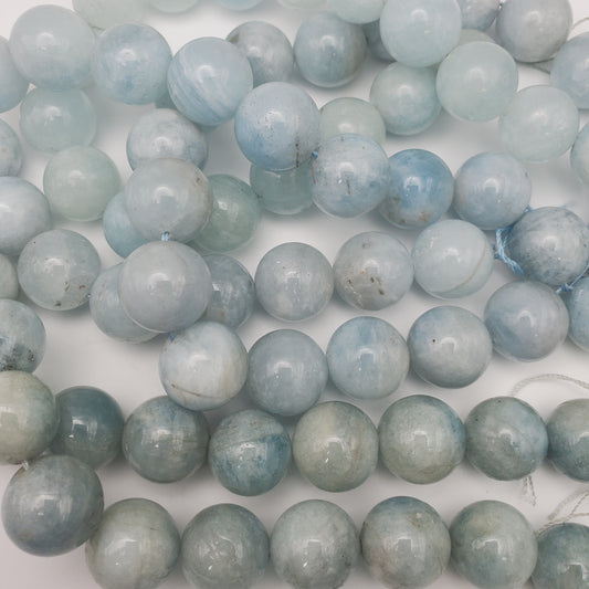 16mm Aquamarine Round, Smooth Bead Strand.