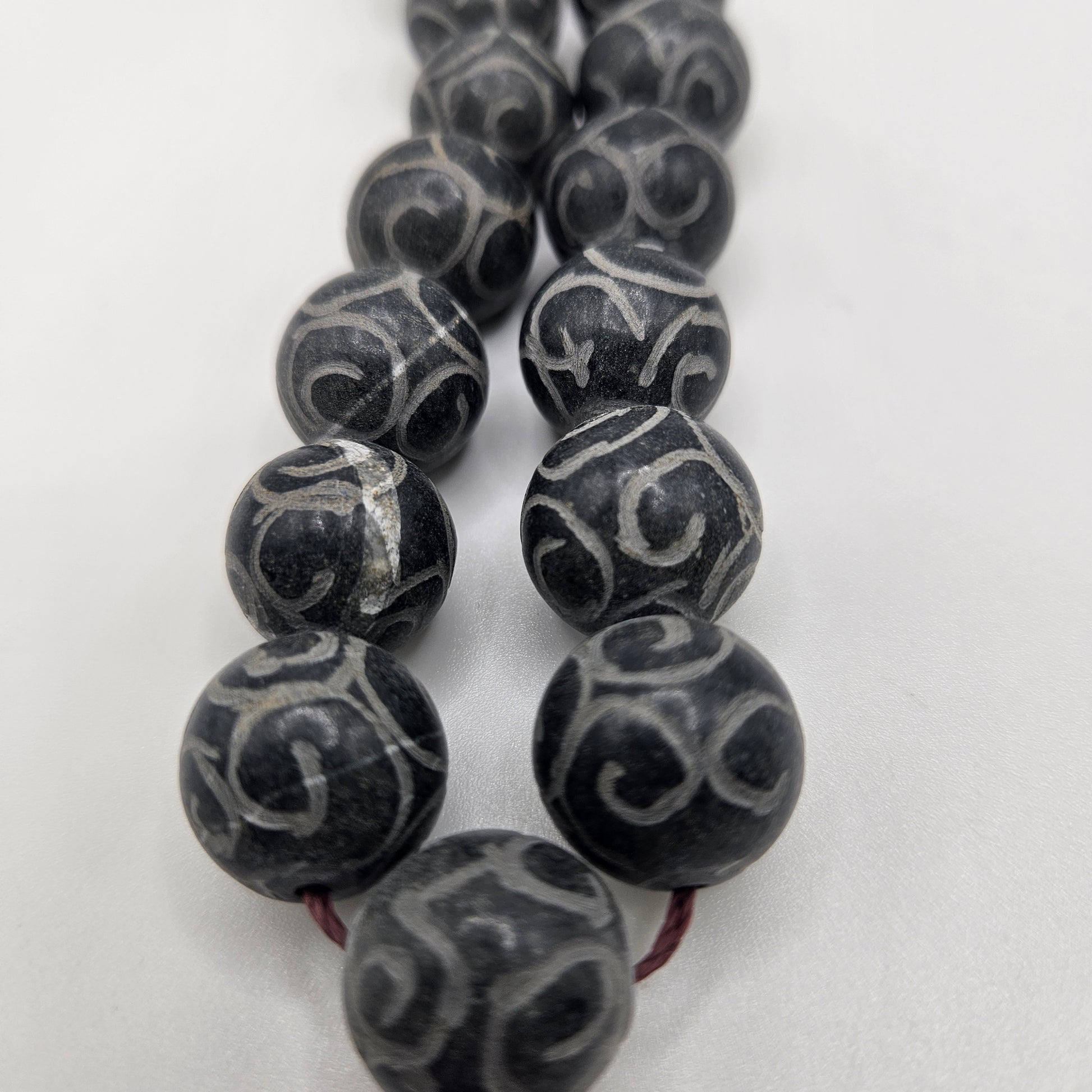16mm Tibetan Agate SINGLE Bead.