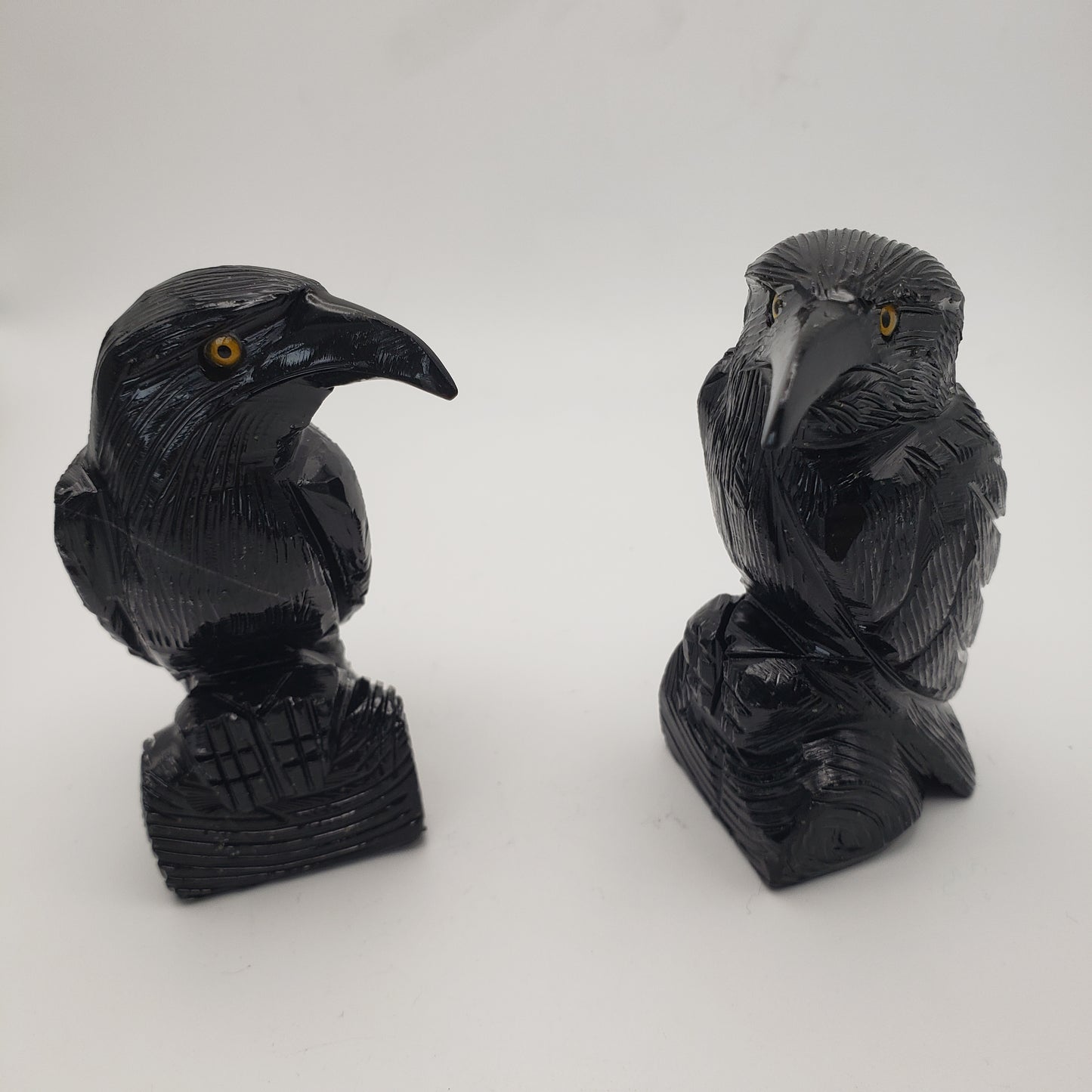 Large Crow Carving