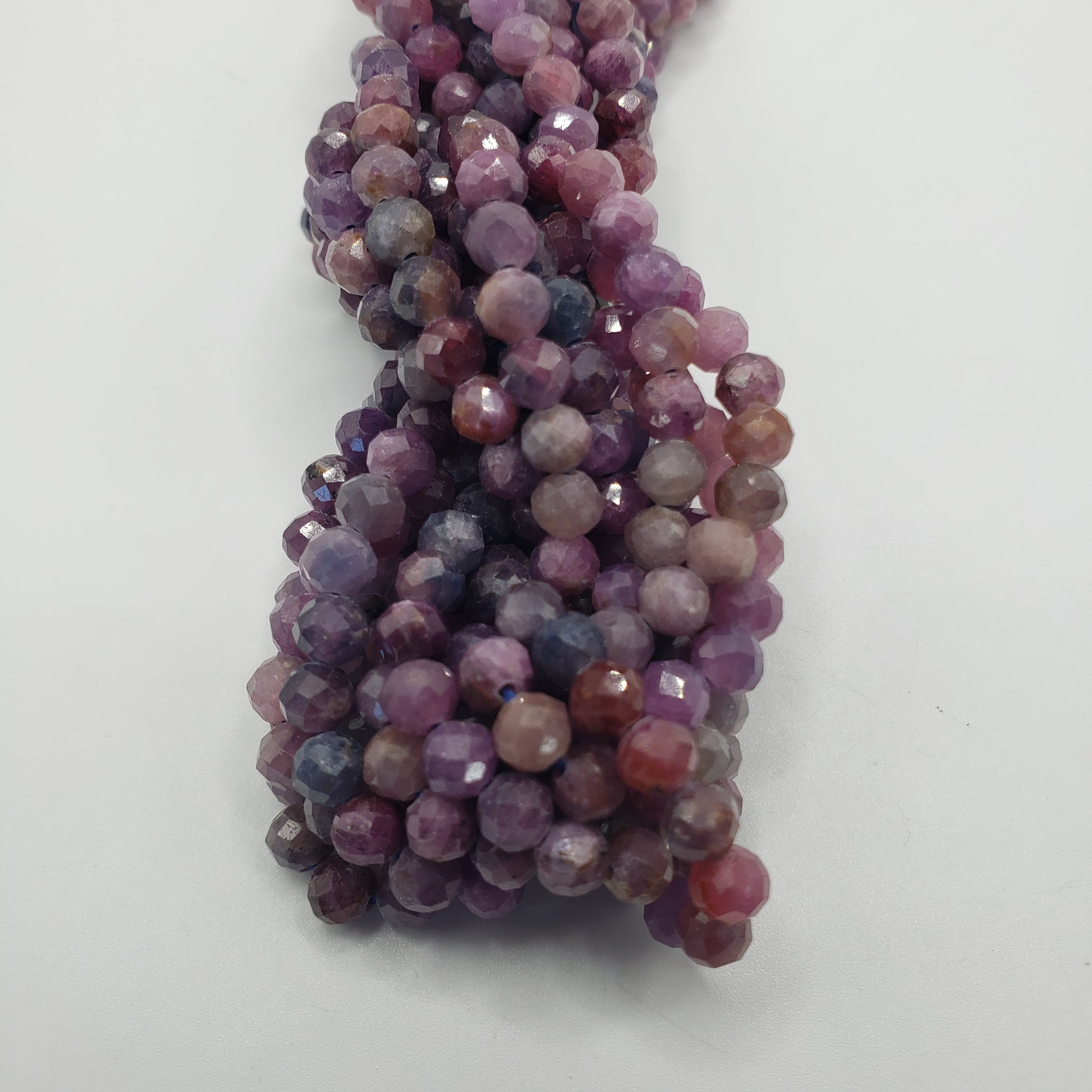 5mm Purple Sapphire Faceted