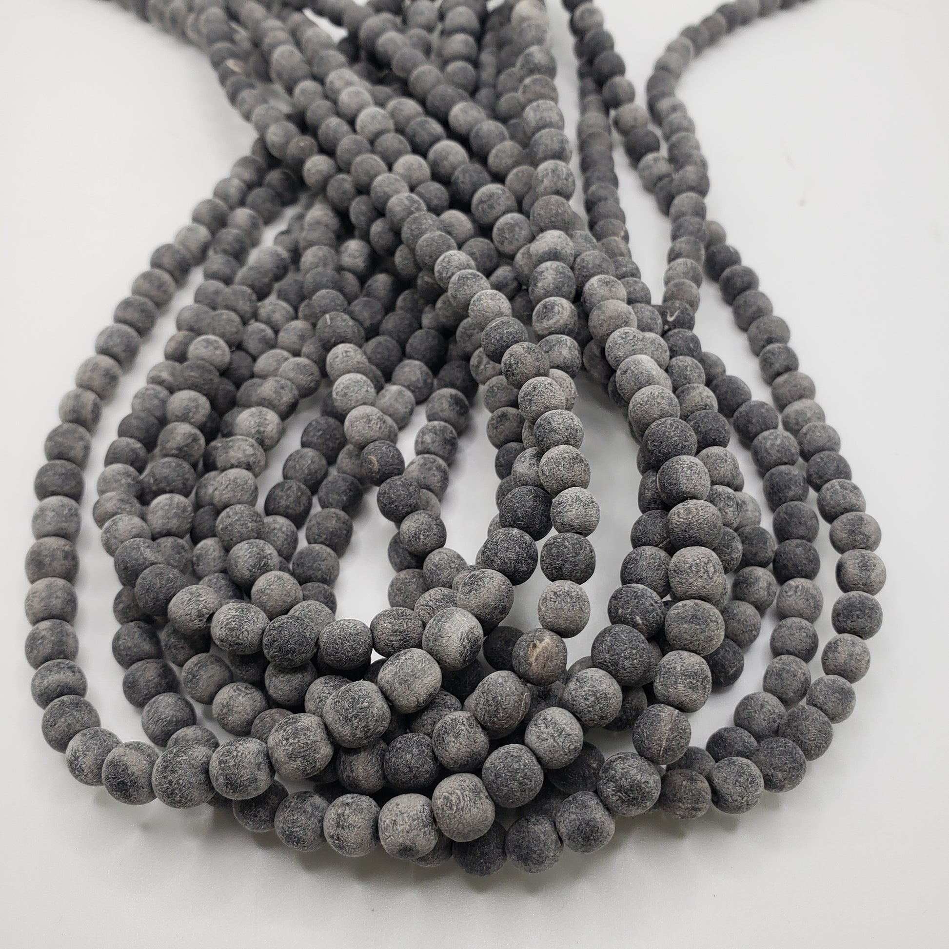 6mm Black Soft Wood Bead