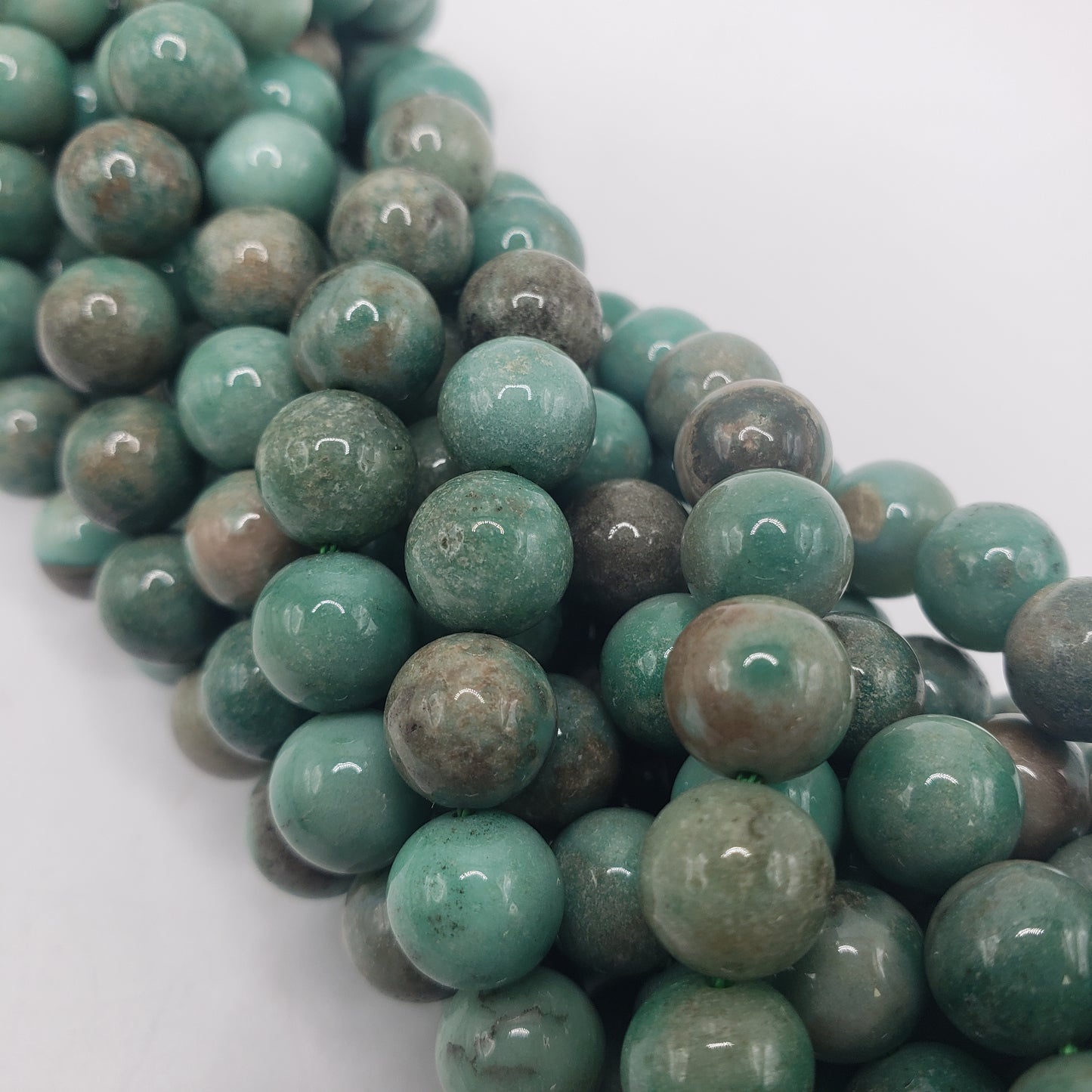 8mm Grass Opal