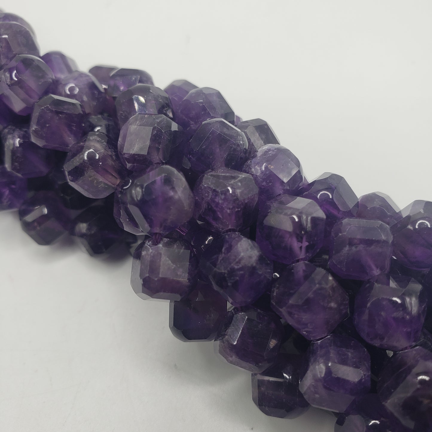 8mm Diaganal Cut Amethyst