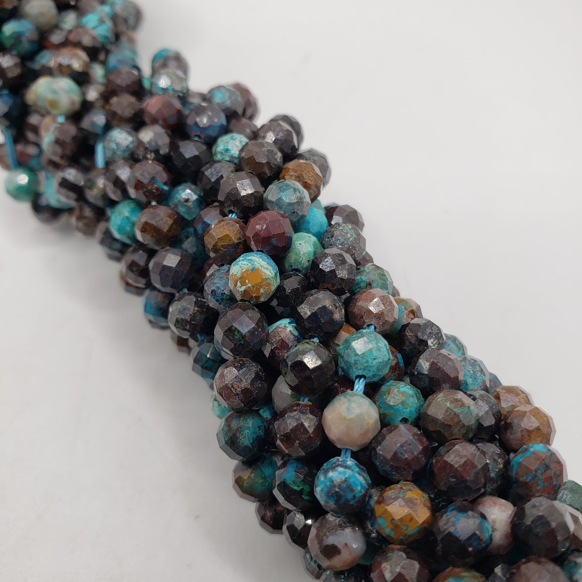 6mm Shattuckite Faceted