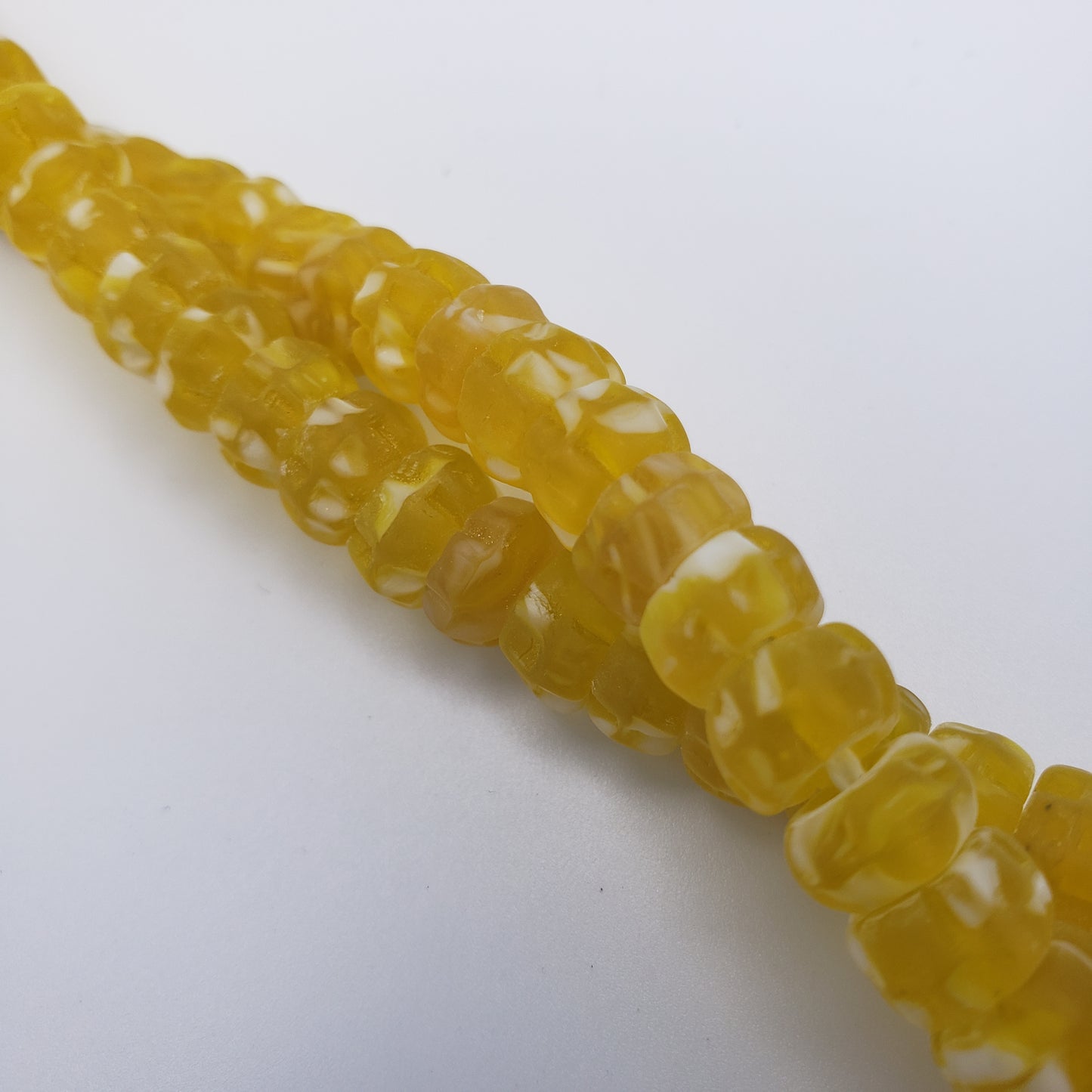 8mm Yellow Glass Beads