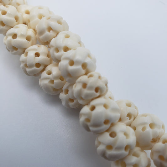 Latice Bone Mala White