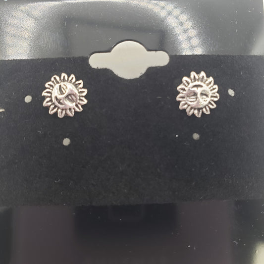 SS Sunshine Stud Earrings 7.99