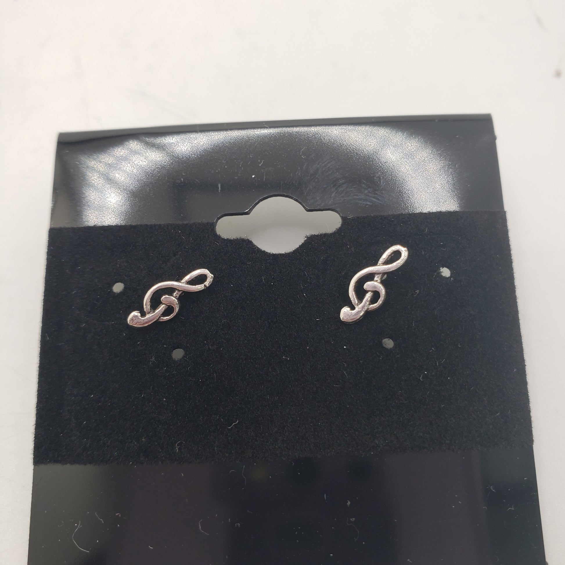 SS Music Note Stud Earrings 7.99