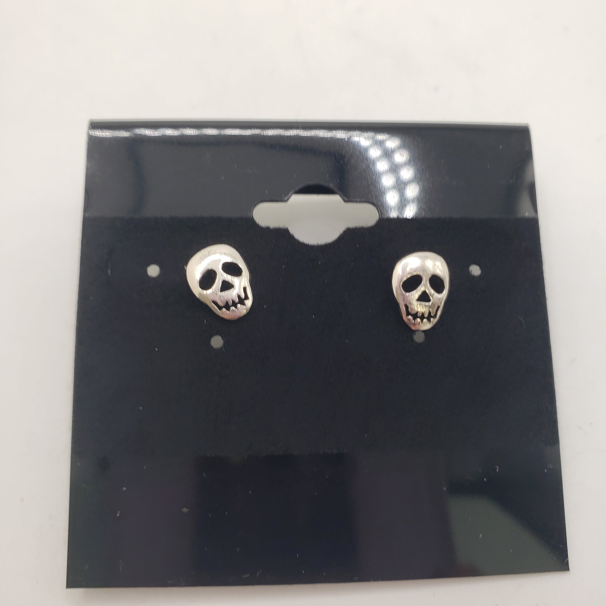 SS Skull Stud Earrings 8.99