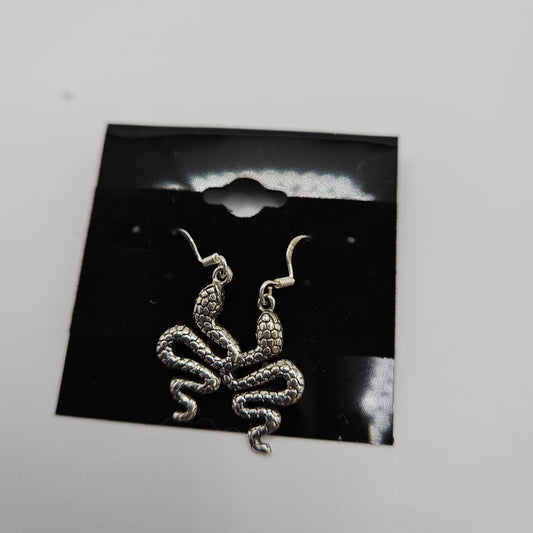SS Curvy Snake Earrings 28.99