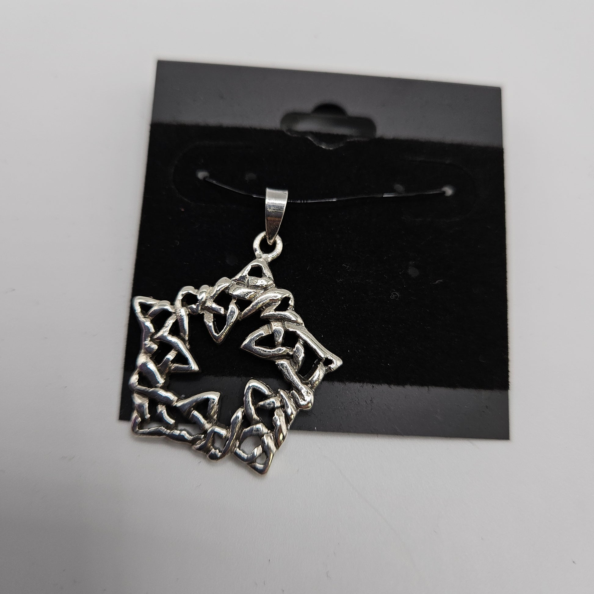 SS Tangled Star Pendant 33.99