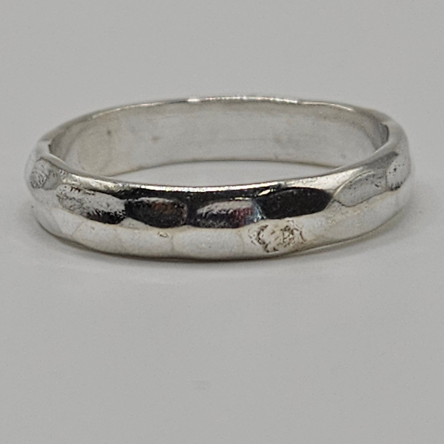 SS Decorative Band Ring 33.99