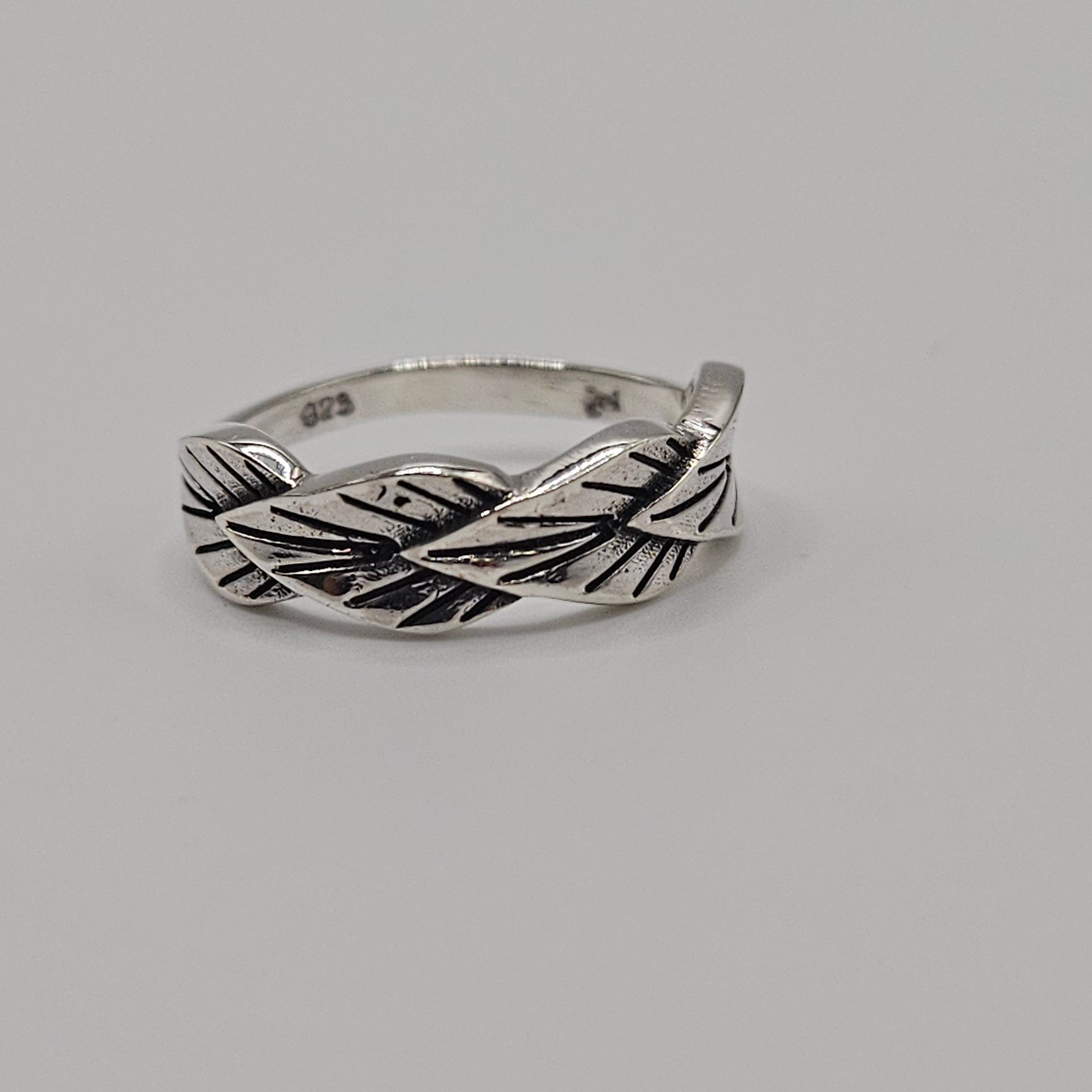 SS Leaf Ring 21.99