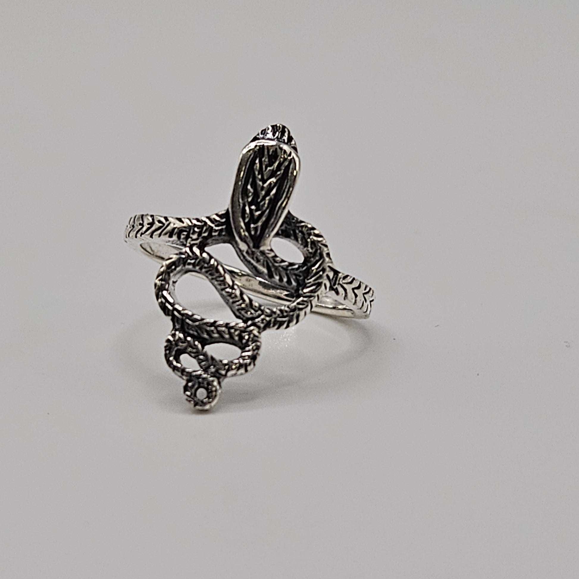 SS Snake Ring 21.99