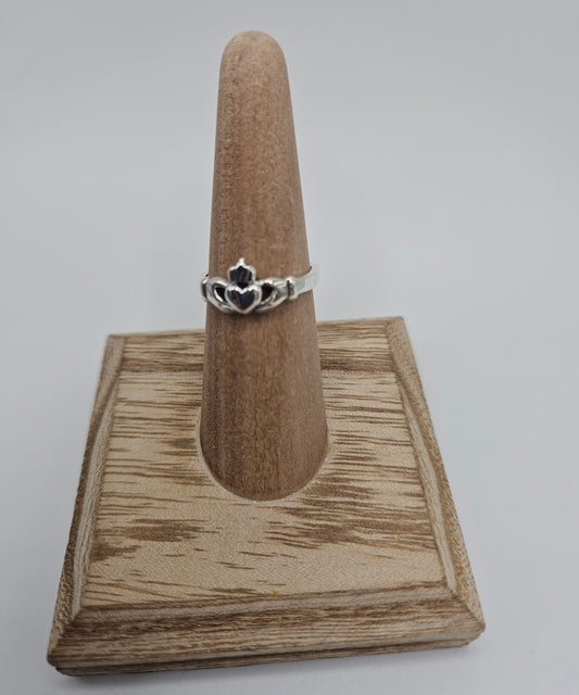 SS Hands & Heart Ring 17.99