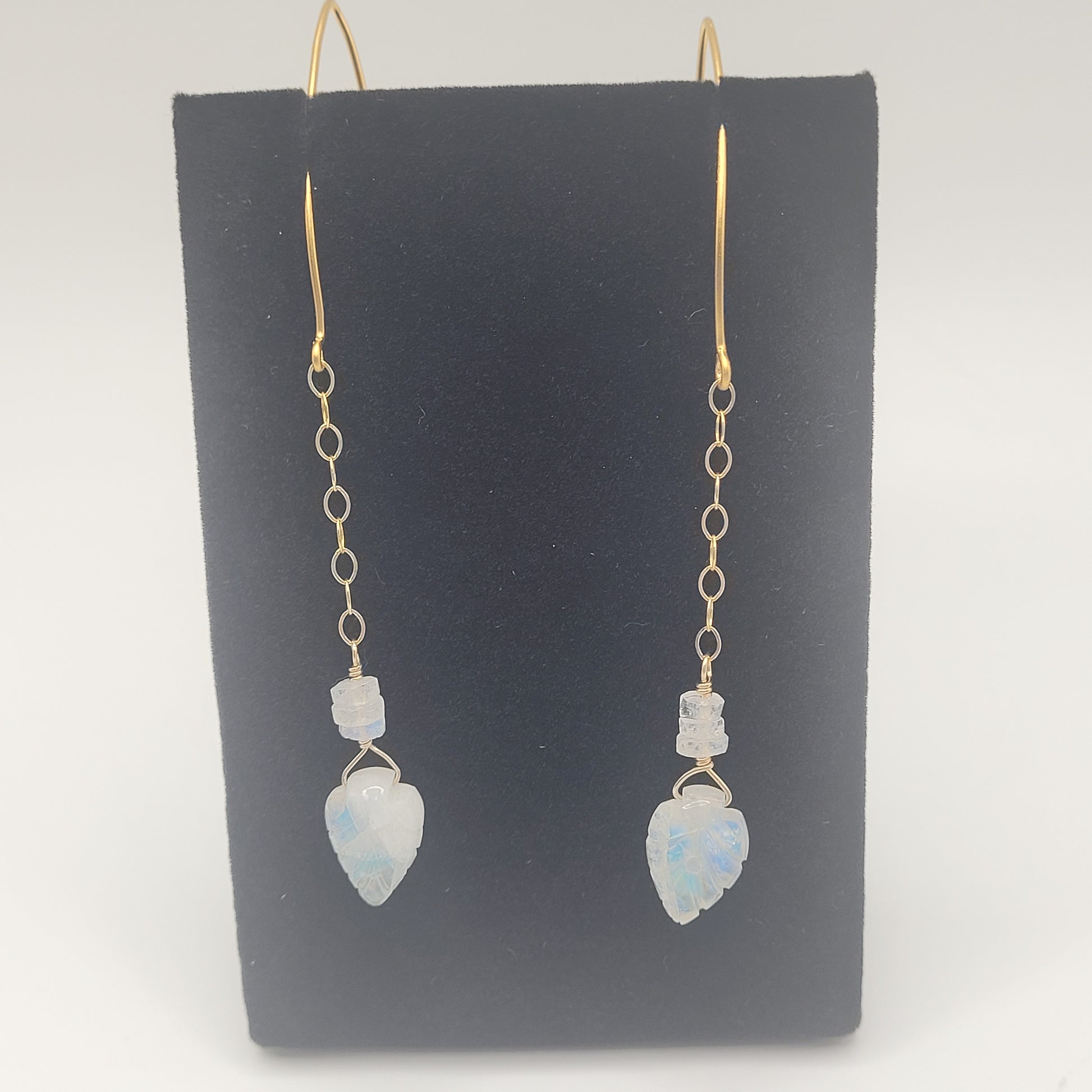 stone leaf shape earings