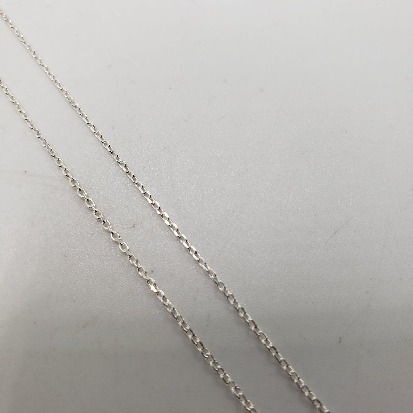 18in SS Tiny Chain Link Chain Diamond Cut.